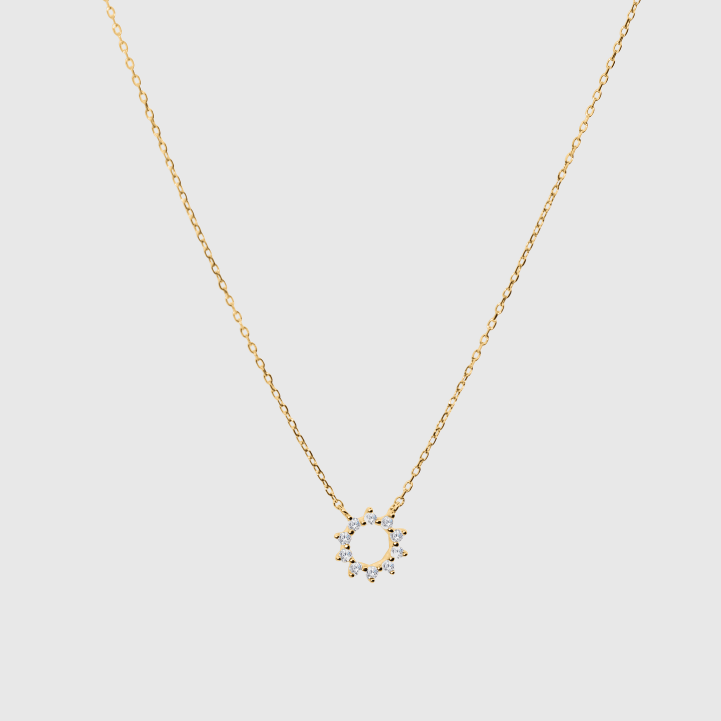 Round Diamond Gold Necklace